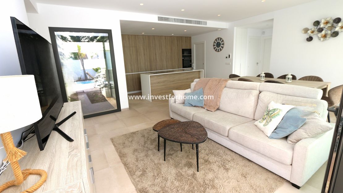 Sale - Villa - Pilar de la Horadada - Costa Blanca