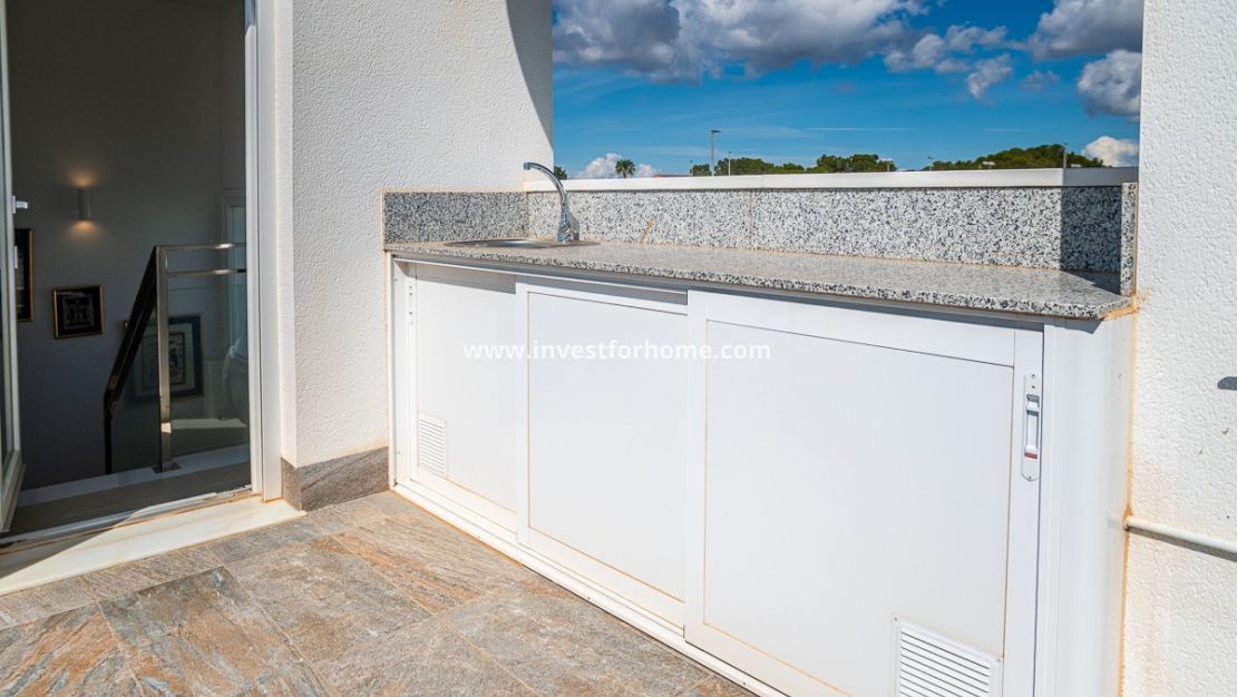 Sale - Villa - Pilar de la Horadada - Costa Blanca