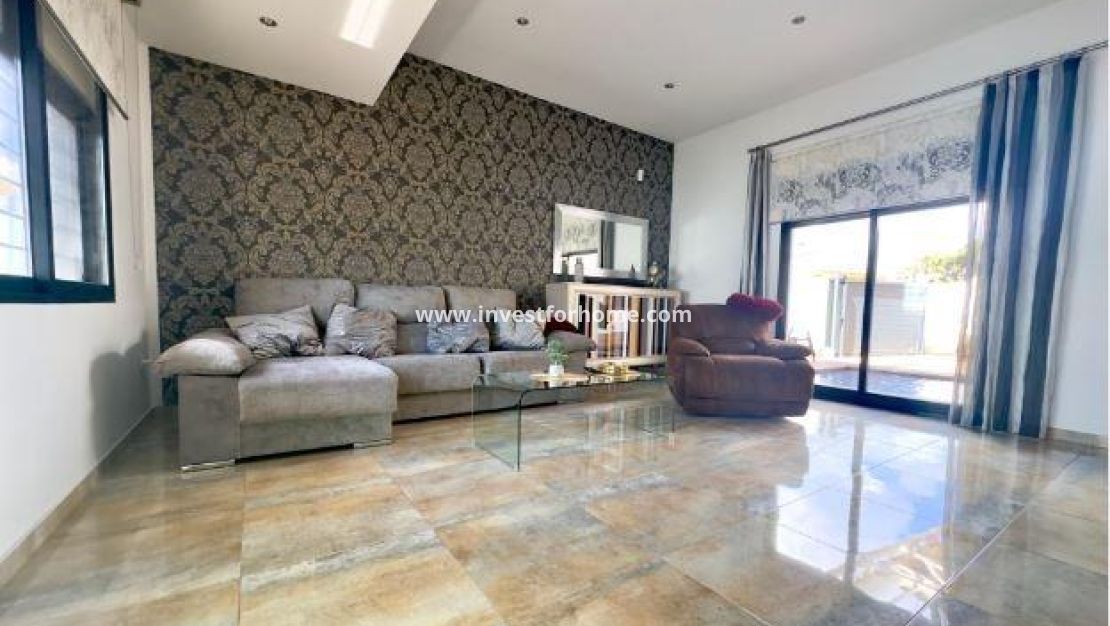 Sale - Villa - Pilar de la Horadada - Torre De La Horadada