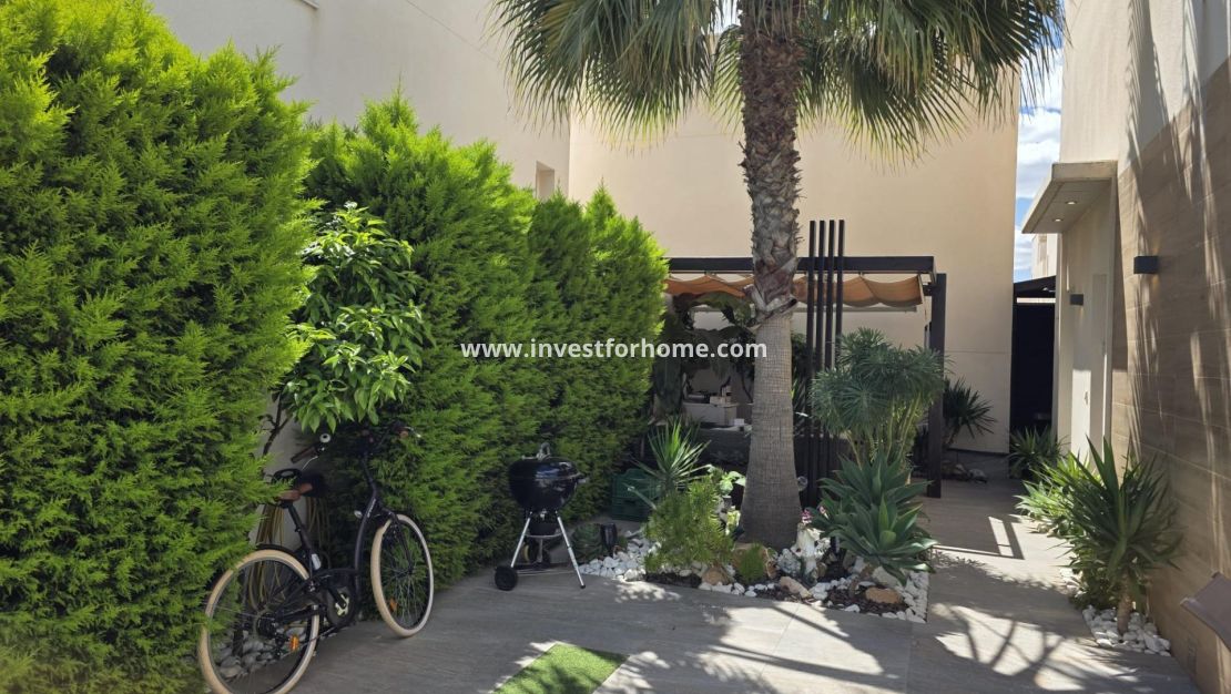 Sale - Villa - Pilar de la Horadada - Zona Pueblo