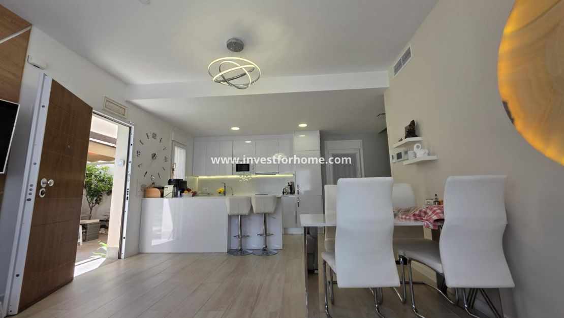 Sale - Villa - Pilar de la Horadada - Zona Pueblo