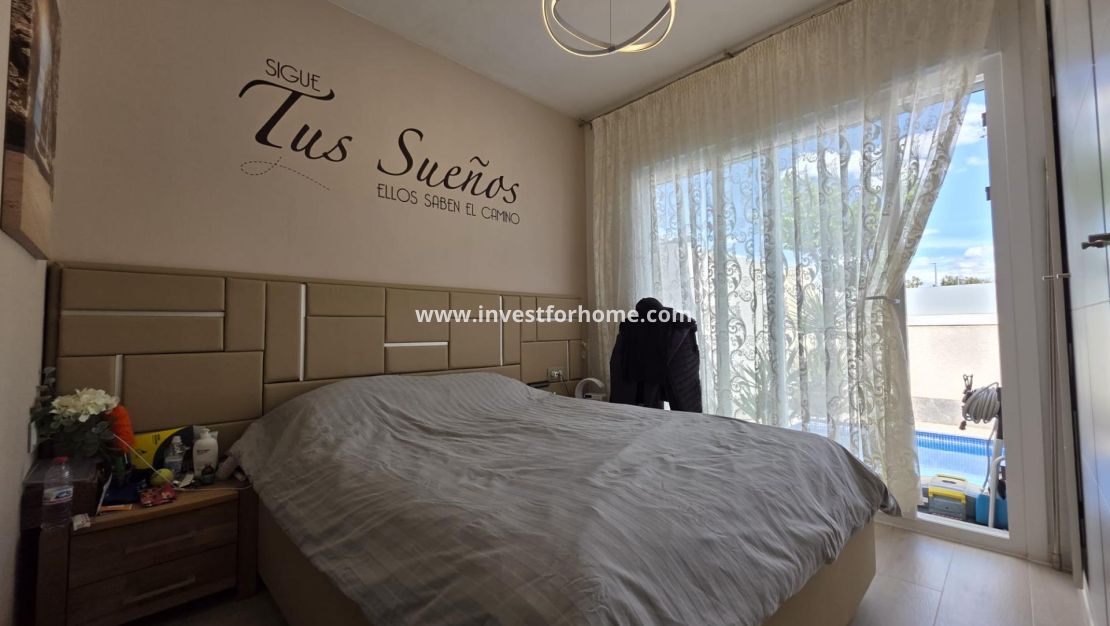 Sale - Villa - Pilar de la Horadada - Zona Pueblo