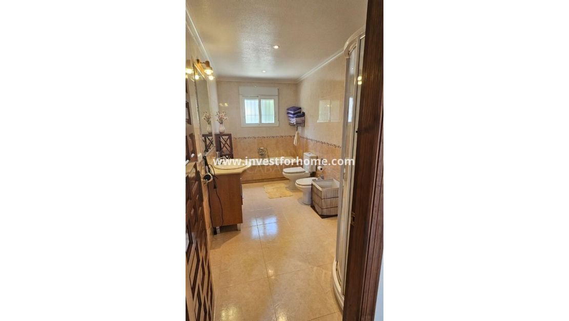 Sale - Villa - Pinar de Campoverde - Inland