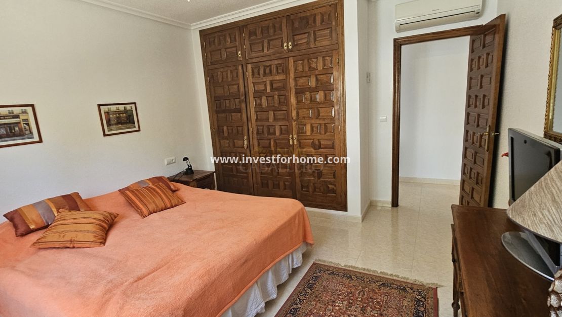 Sale - Villa - Pinar de Campoverde - Inland