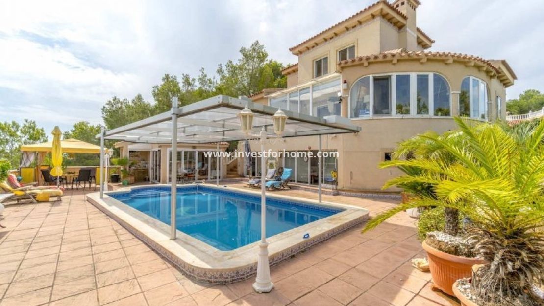 Sale - Villa - Pinar de Campoverde - Inland