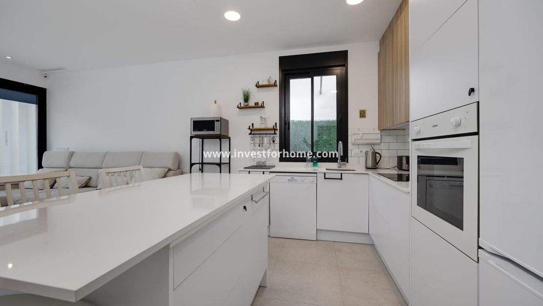 Sale - Villa - Pinar de Campoverde - Inland