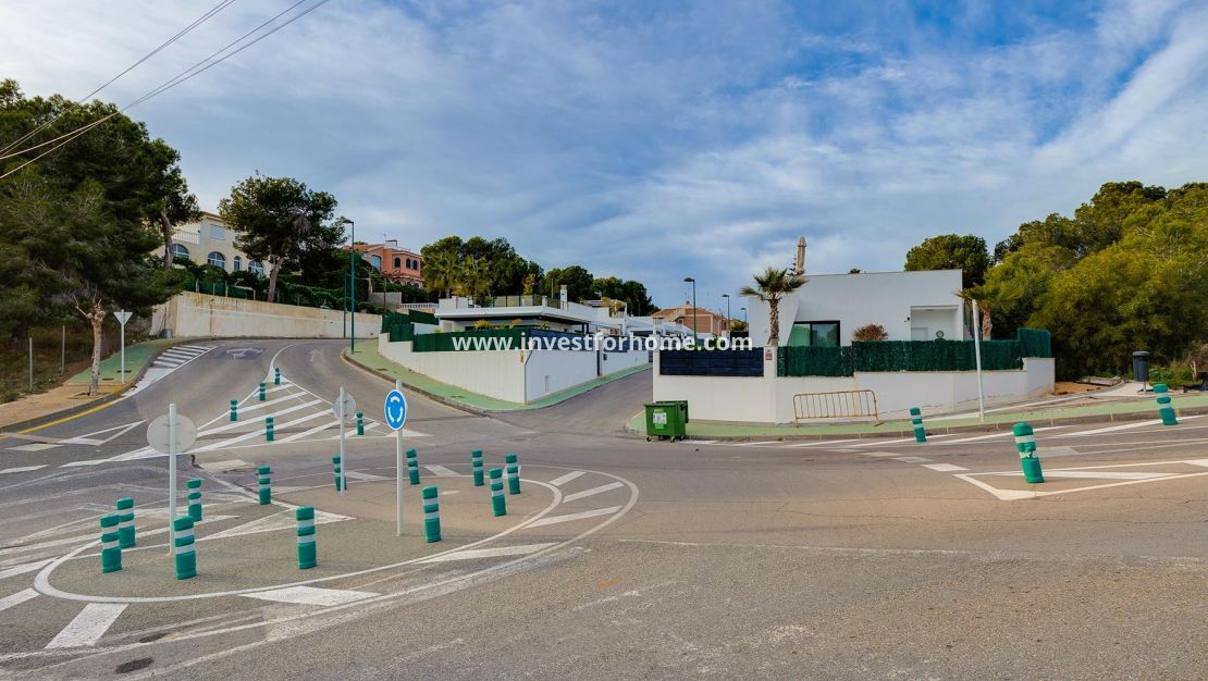 Sale - Villa - Pinar de Campoverde - Inland