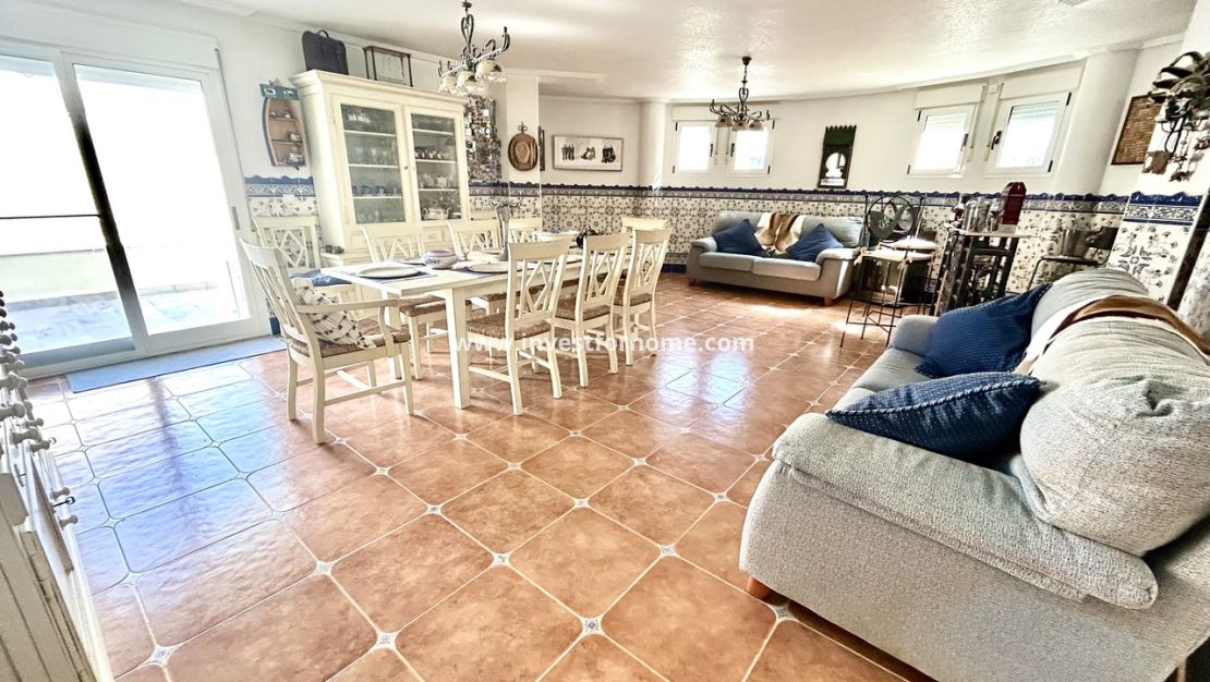 Sale - Villa - Pinar de Campoverde - Inland