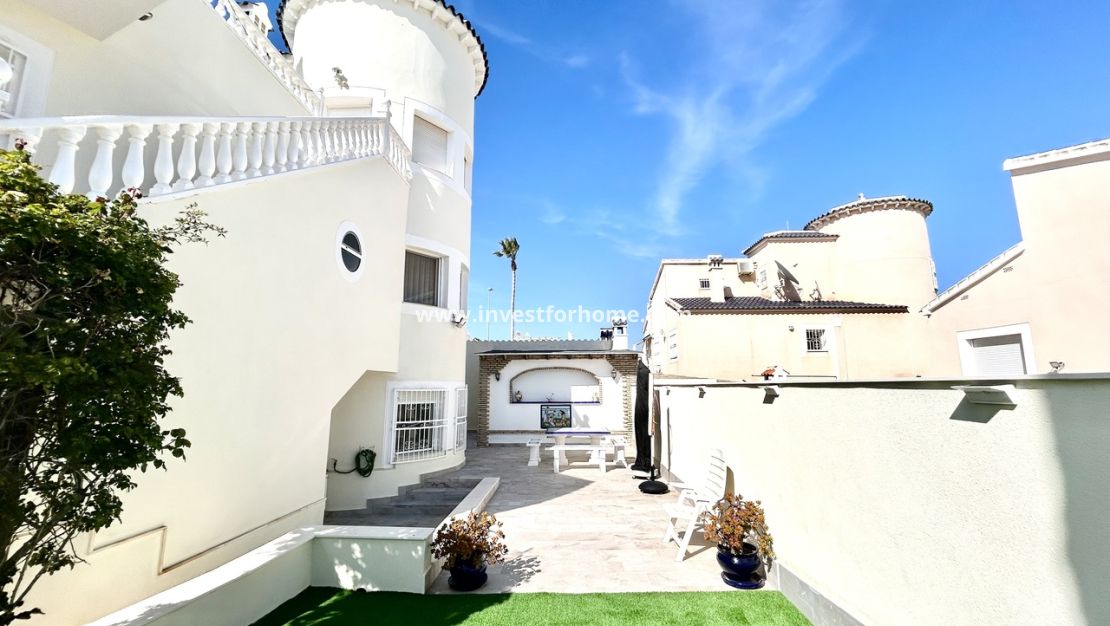 Sale - Villa - Pinar de Campoverde - Inland