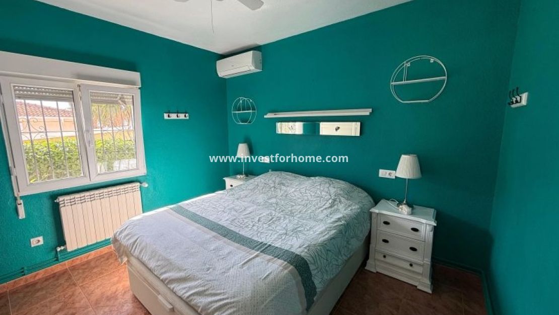 Sale - Villa - Pinar de Campoverde - Inland