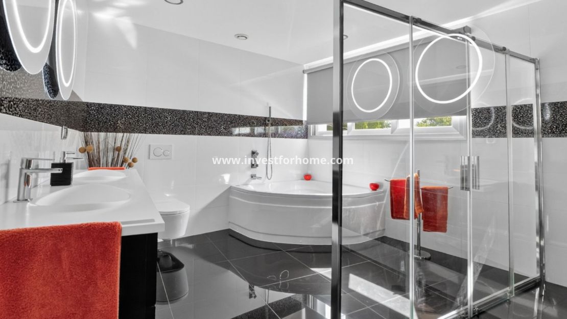 Sale - Villa - Pinar de Campoverde - Inland