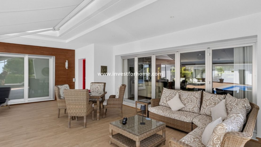 Sale - Villa - Pinar de Campoverde - Inland