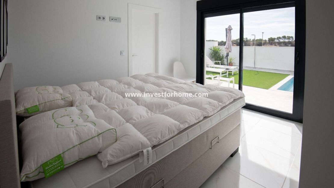 Sale - Villa - Pinar de Campoverde - LOS ROMEROS