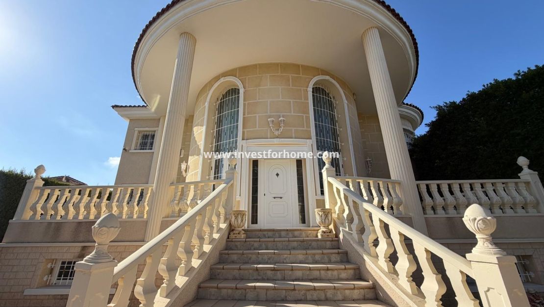 Sale - Villa - Rojales - La Fiesta
