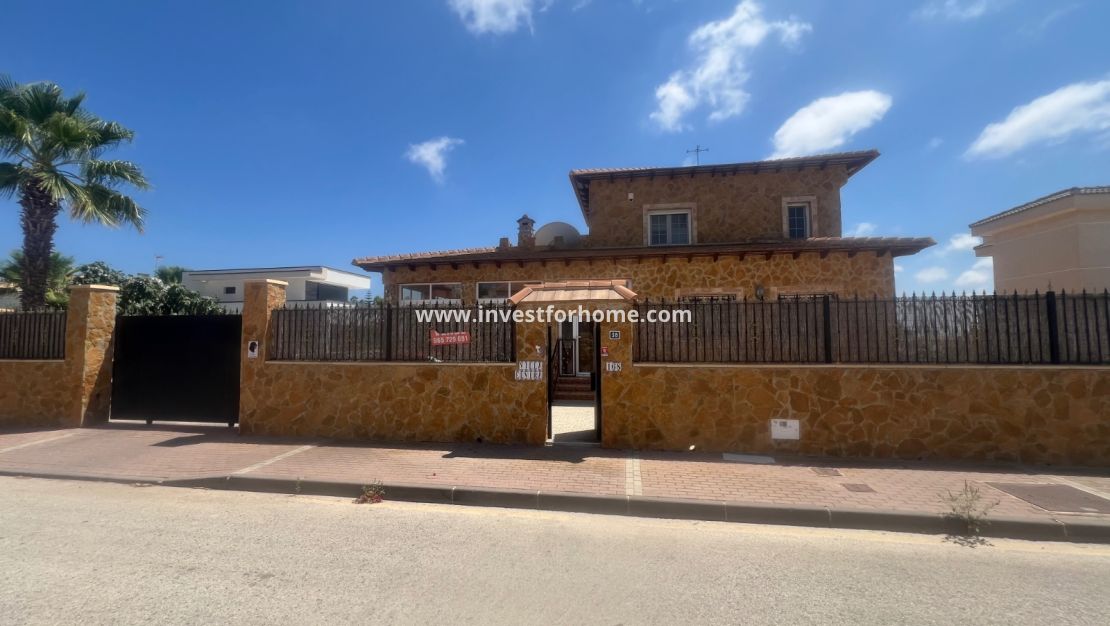 Sale - Villa - San Fulgencio - Costa Blanca