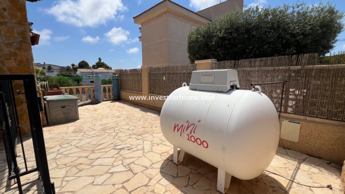 Sale - Villa - San Fulgencio - Costa Blanca