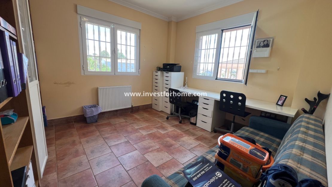 Sale - Villa - San Fulgencio - Costa Blanca