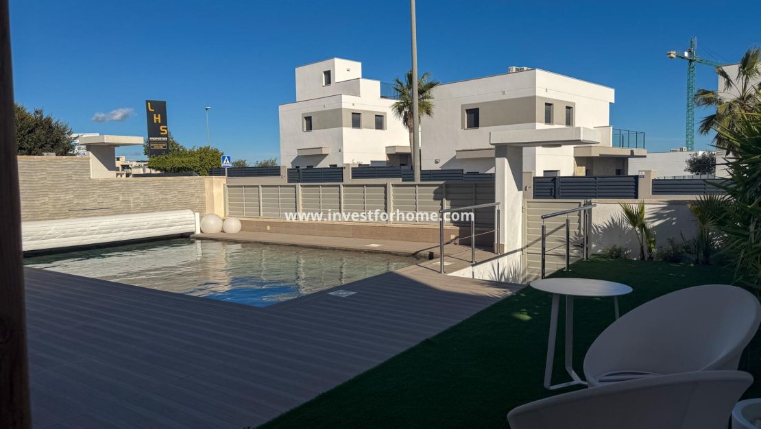 Sale - Villa - San Miguel de Salinas - Bellavista
