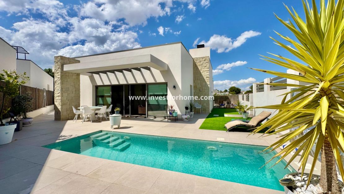 Sale - Villa - San Miguel de Salinas - Blue Lagoon - Galán