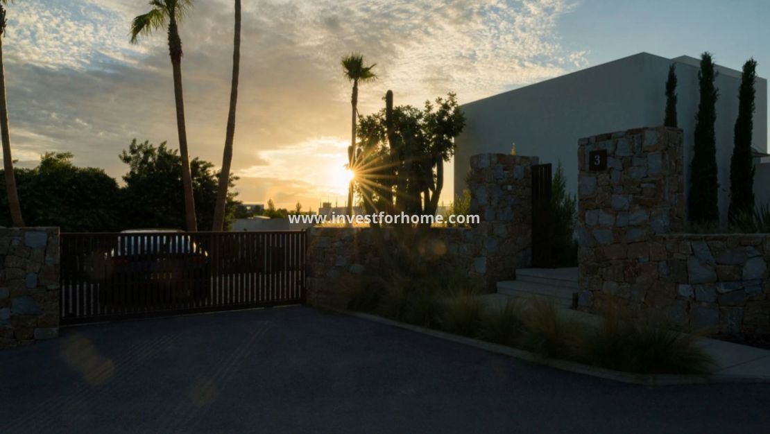 Sale - Villa - San Miguel de Salinas - Inland