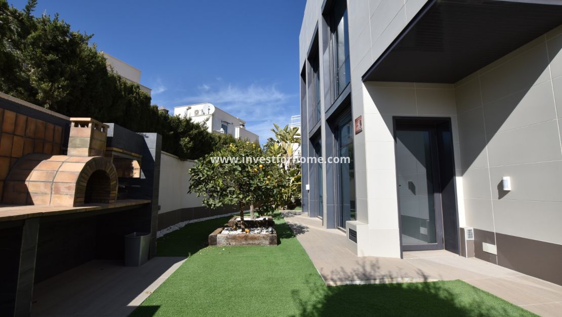 Sale - Villa - San Miguel de Salinas - Inland