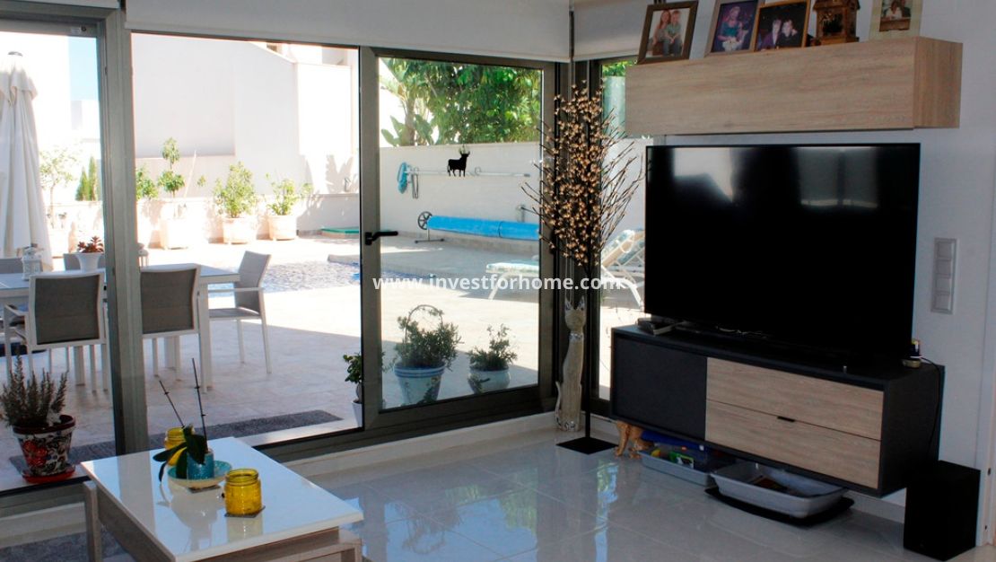 Sale - Villa - San Miguel de Salinas - Inland