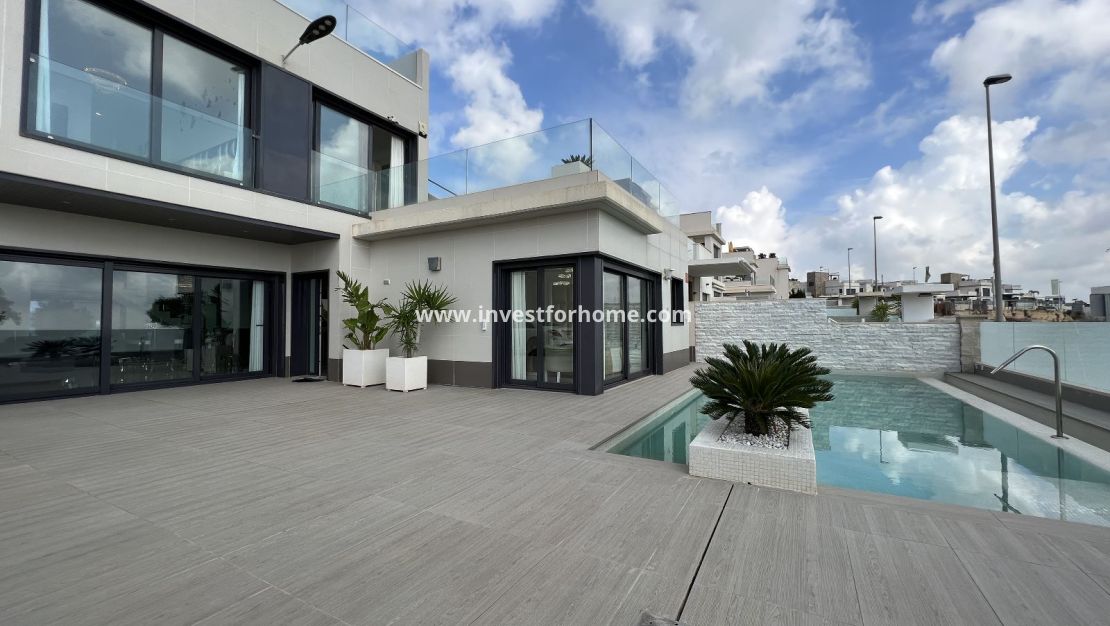 Sale - Villa - San Miguel de Salinas - Inland