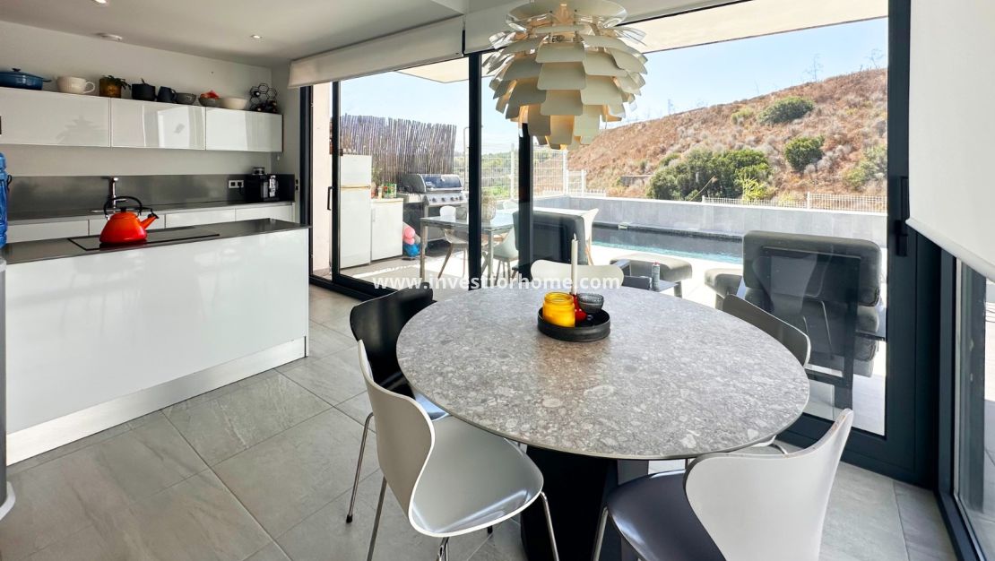 Sale - Villa - San Miguel de Salinas - Inland