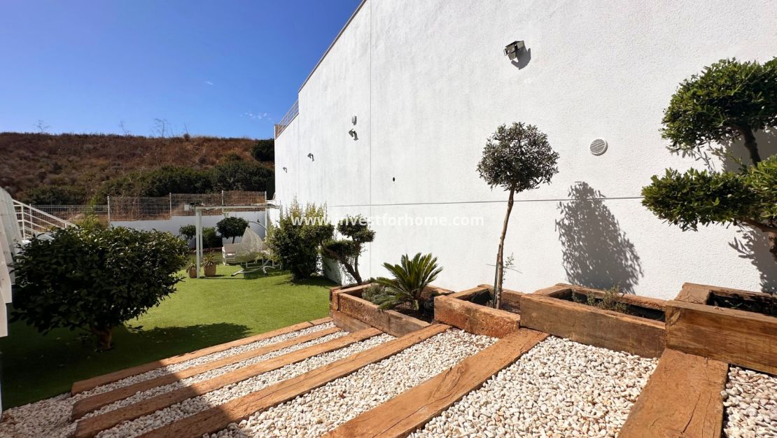 Sale - Villa - San Miguel de Salinas - Inland