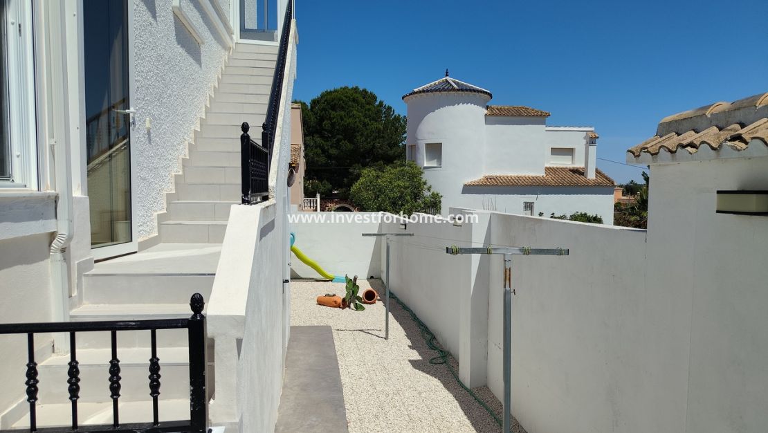 Sale - Villa - San Miguel / Vistabella Golf - Inland