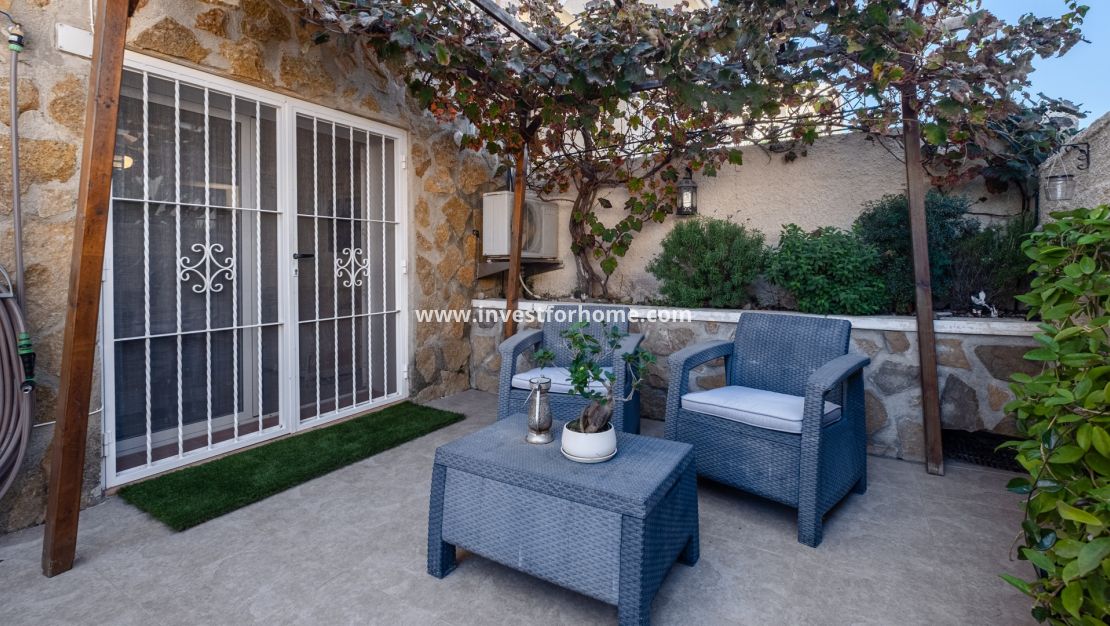 Sale - Villa - Santa Pola - Costa Blanca