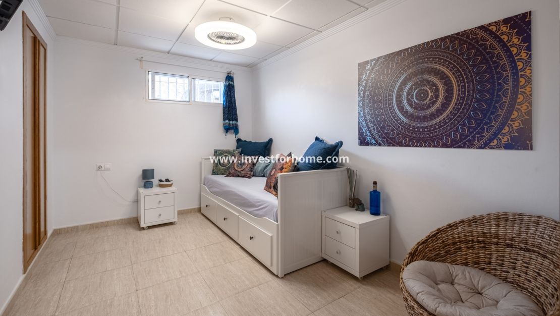 Sale - Villa - Santa Pola - Costa Blanca