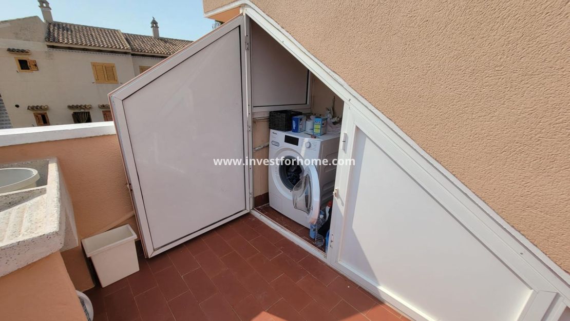 Sale - Villa - Torrevieja - aguas nuevas