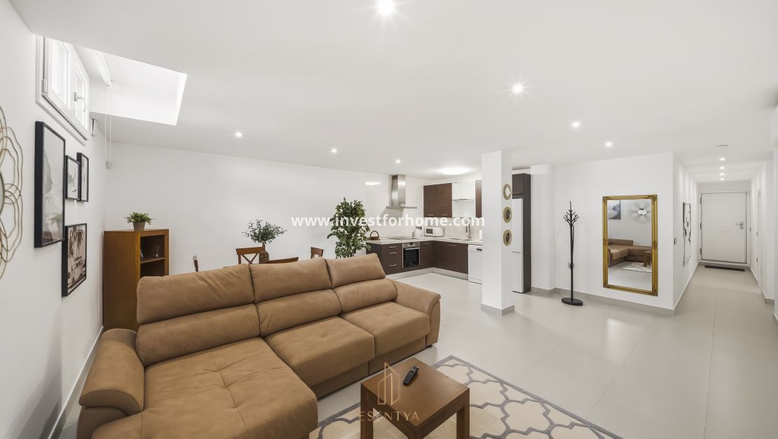 Sale - Villa - Torrevieja - aguas nuevas