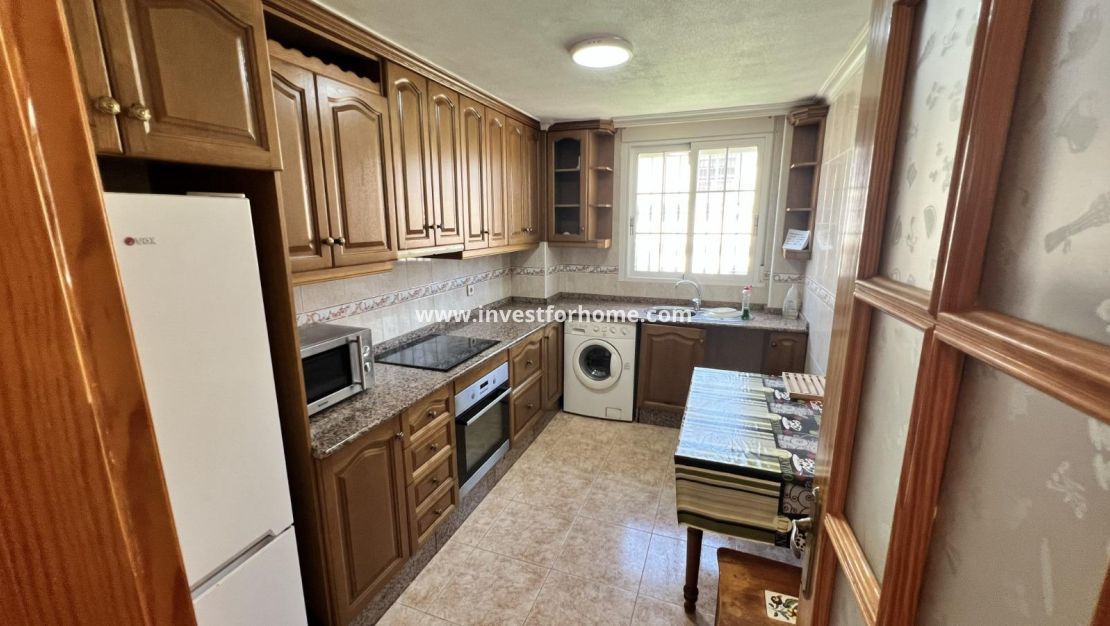 Sale - Villa - Torrevieja - aguas nuevas