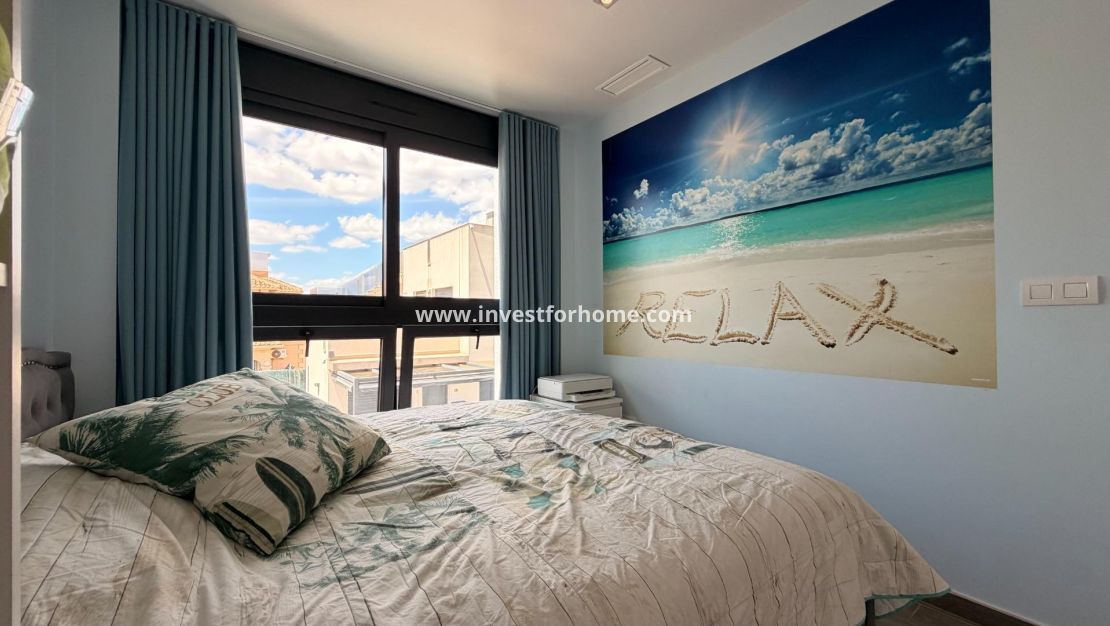 Sale - Villa - Torrevieja - aguas nuevas