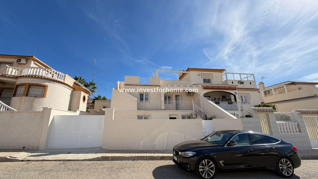 Sale - Villa - Torrevieja - Cabo Cervera