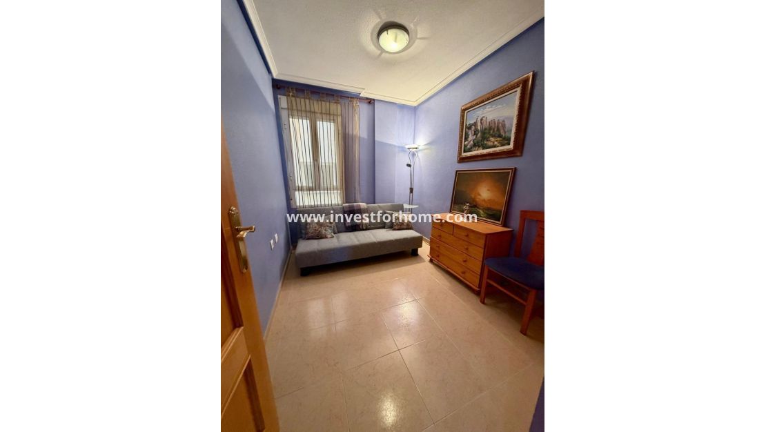 Sale - Villa - Torrevieja - Centro