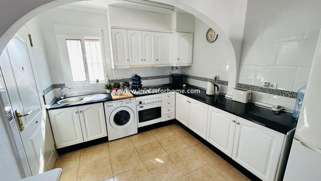 Sale - Villa - Torrevieja - Costa Blanca