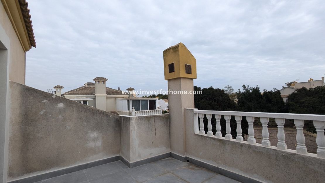 Sale - Villa - Torrevieja - Costa Blanca