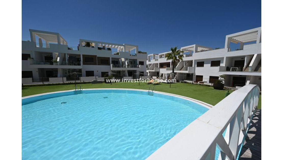 Sale - Villa - Torrevieja - Costa Blanca