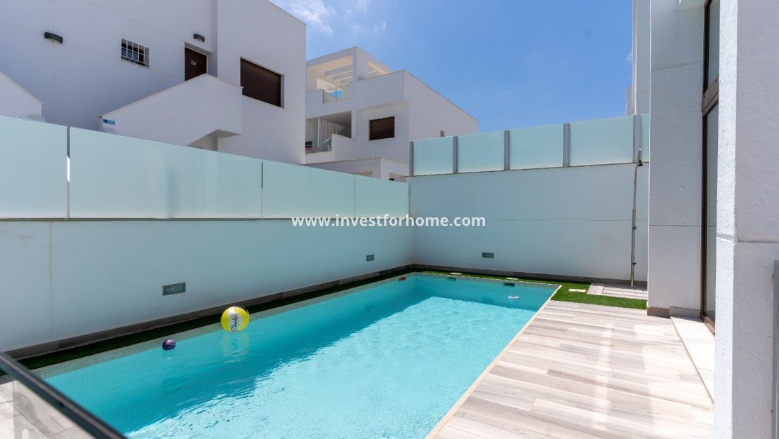 Sale - Villa - Torrevieja - Costa Blanca