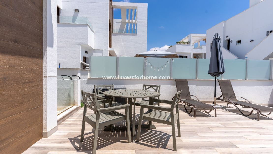 Sale - Villa - Torrevieja - Costa Blanca