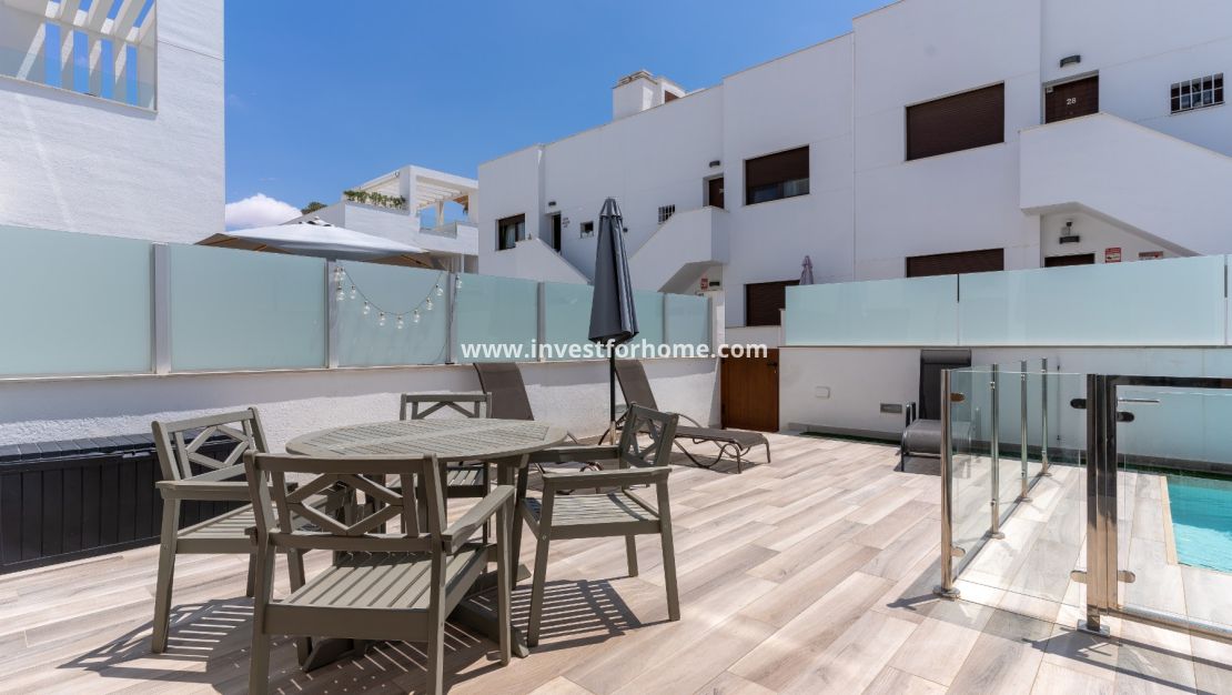 Sale - Villa - Torrevieja - Costa Blanca