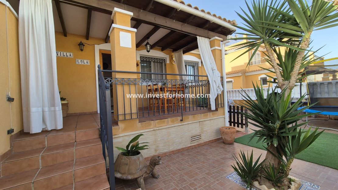 Sale - Villa - Torrevieja - Costa Blanca