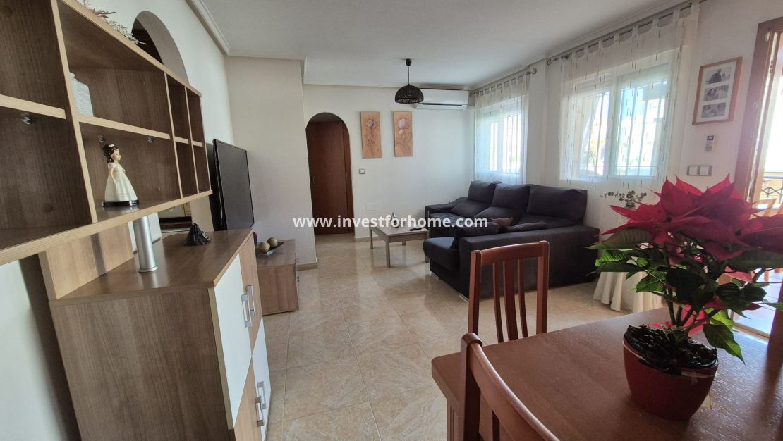 Sale - Villa - Torrevieja - Costa Blanca