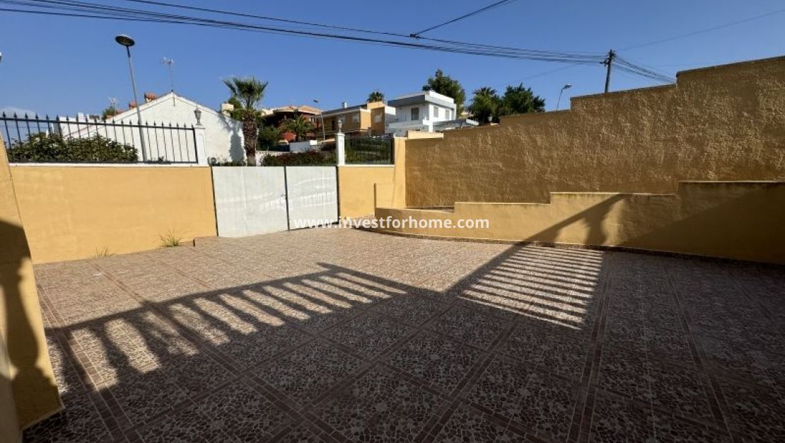 Sale - Villa - Torrevieja - Costa Blanca