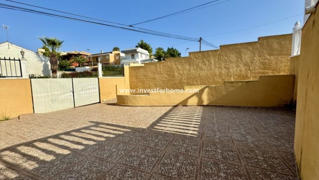 Sale - Villa - Torrevieja - Costa Blanca