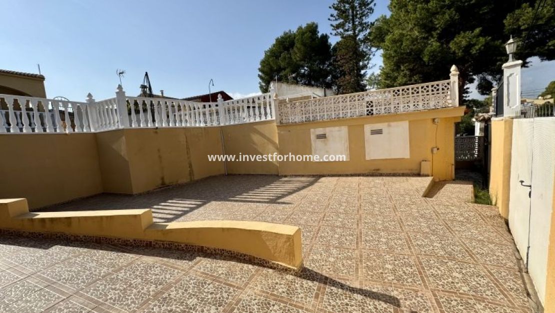 Sale - Villa - Torrevieja - Costa Blanca