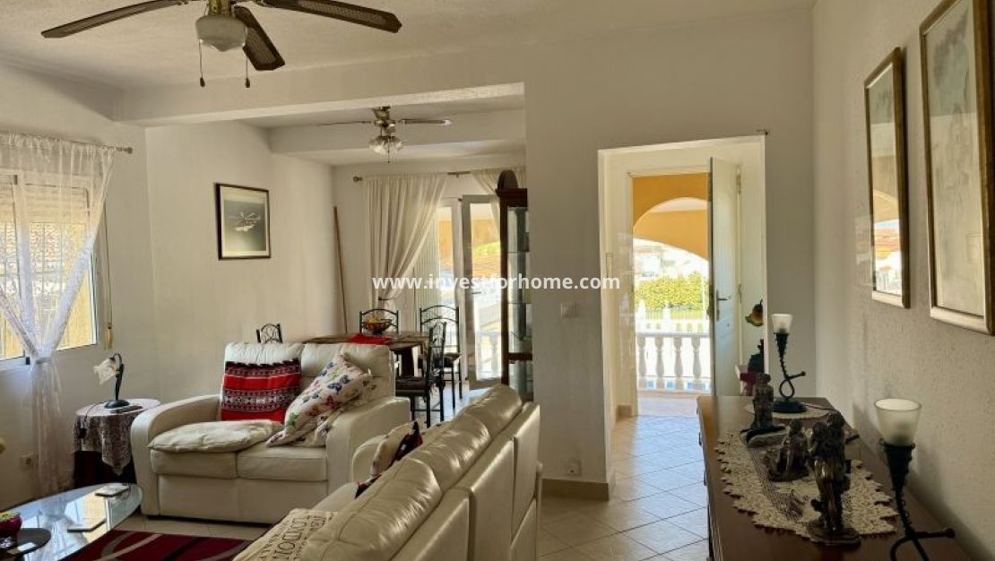 Sale - Villa - Torrevieja - Costa Blanca